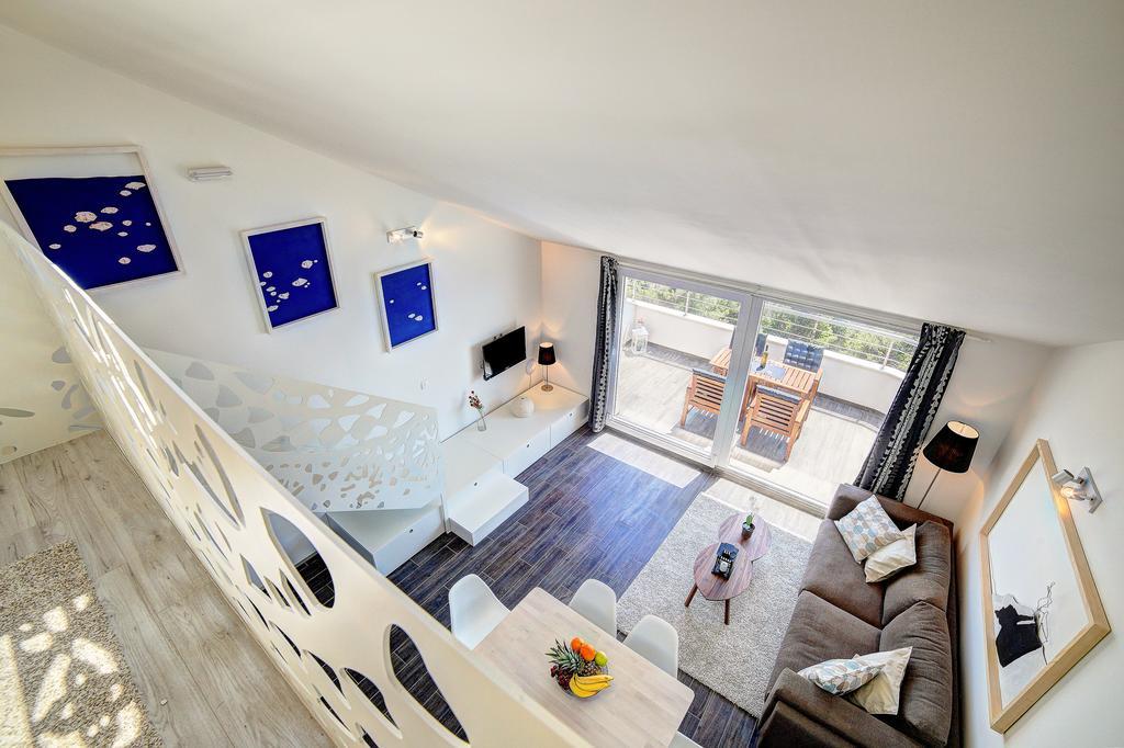 Luxury Apartments Jolara Mimice Luaran gambar