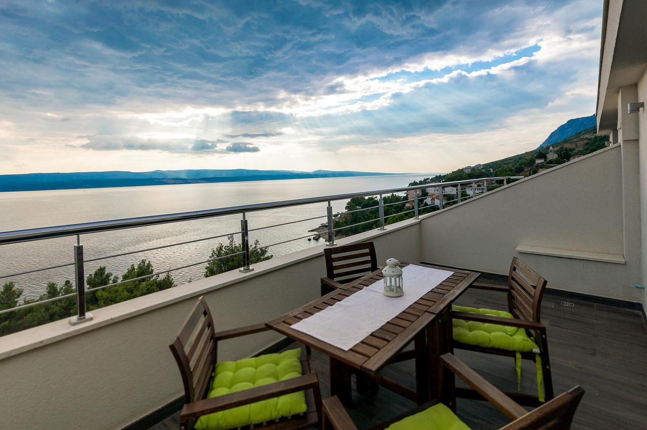 Luxury Apartments Jolara Mimice Luaran gambar