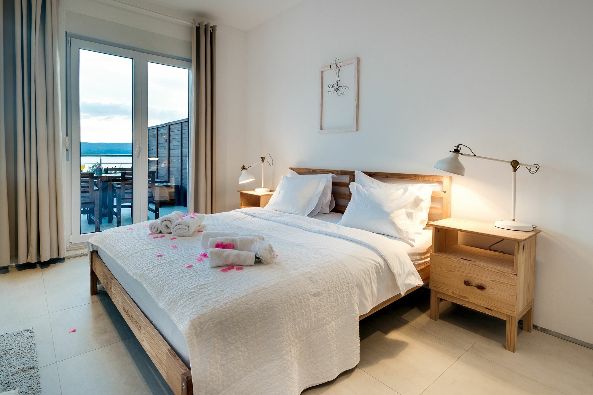 Luxury Apartments Jolara Mimice Luaran gambar