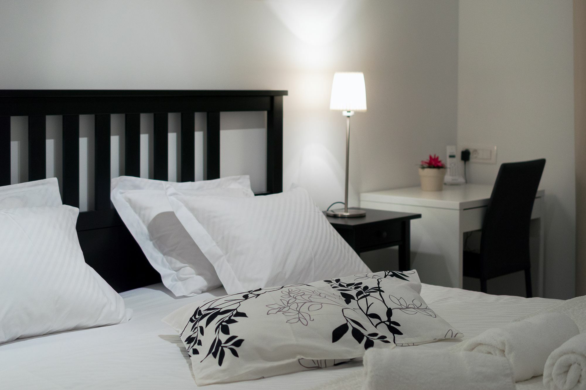 Luxury Apartments Jolara Mimice Luaran gambar