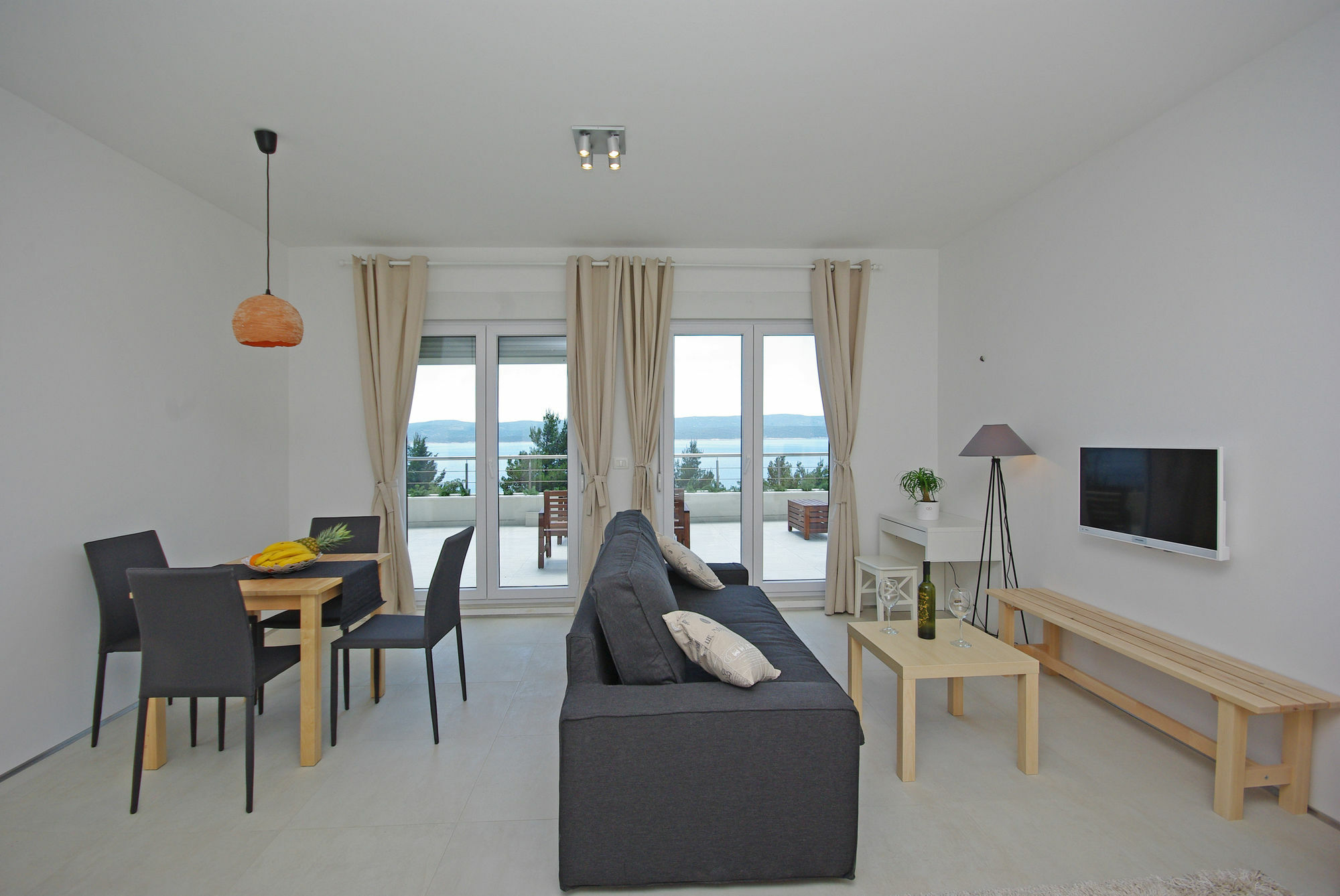 Luxury Apartments Jolara Mimice Luaran gambar